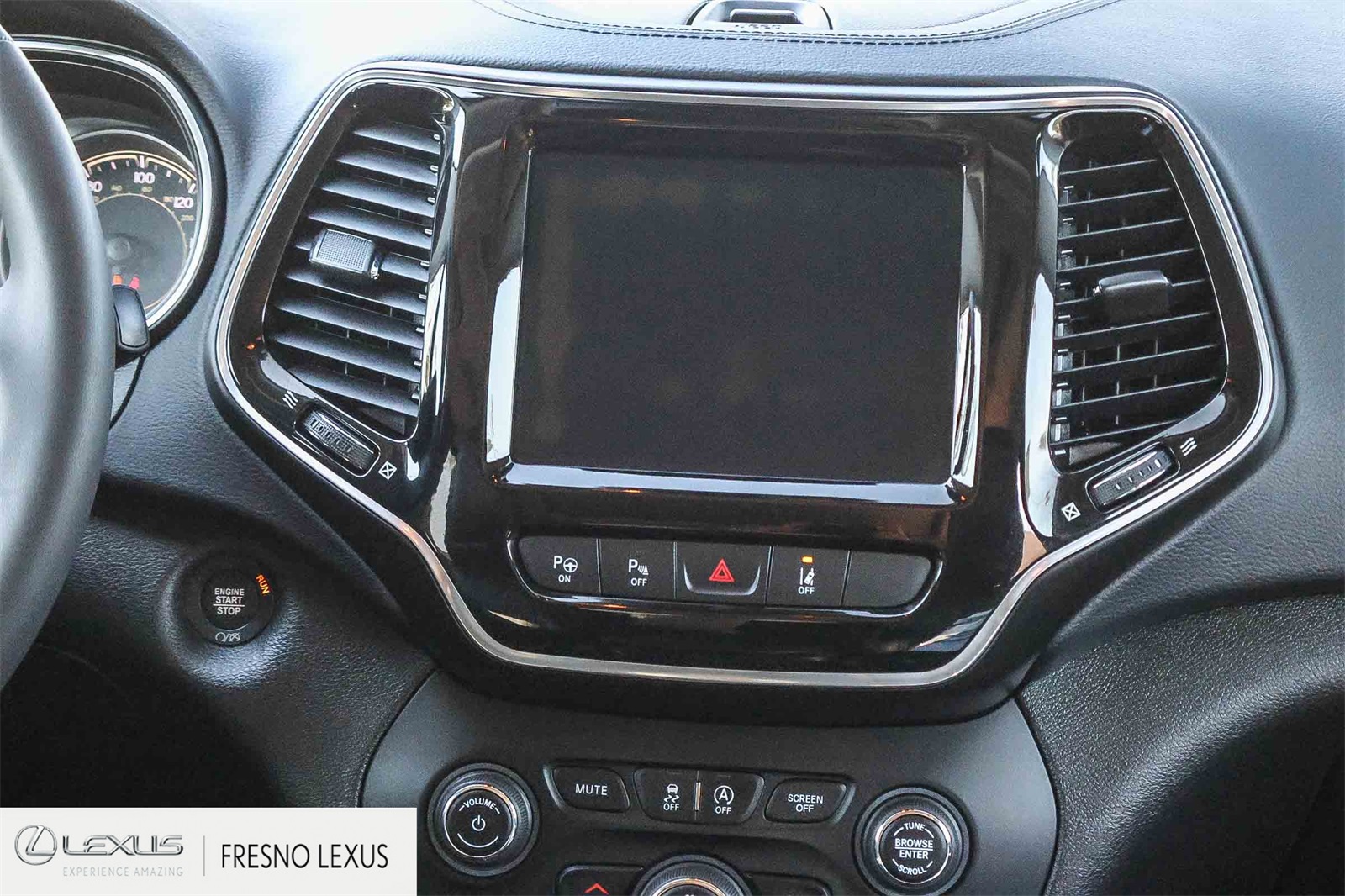 2022 Jeep Cherokee Limited photo 14