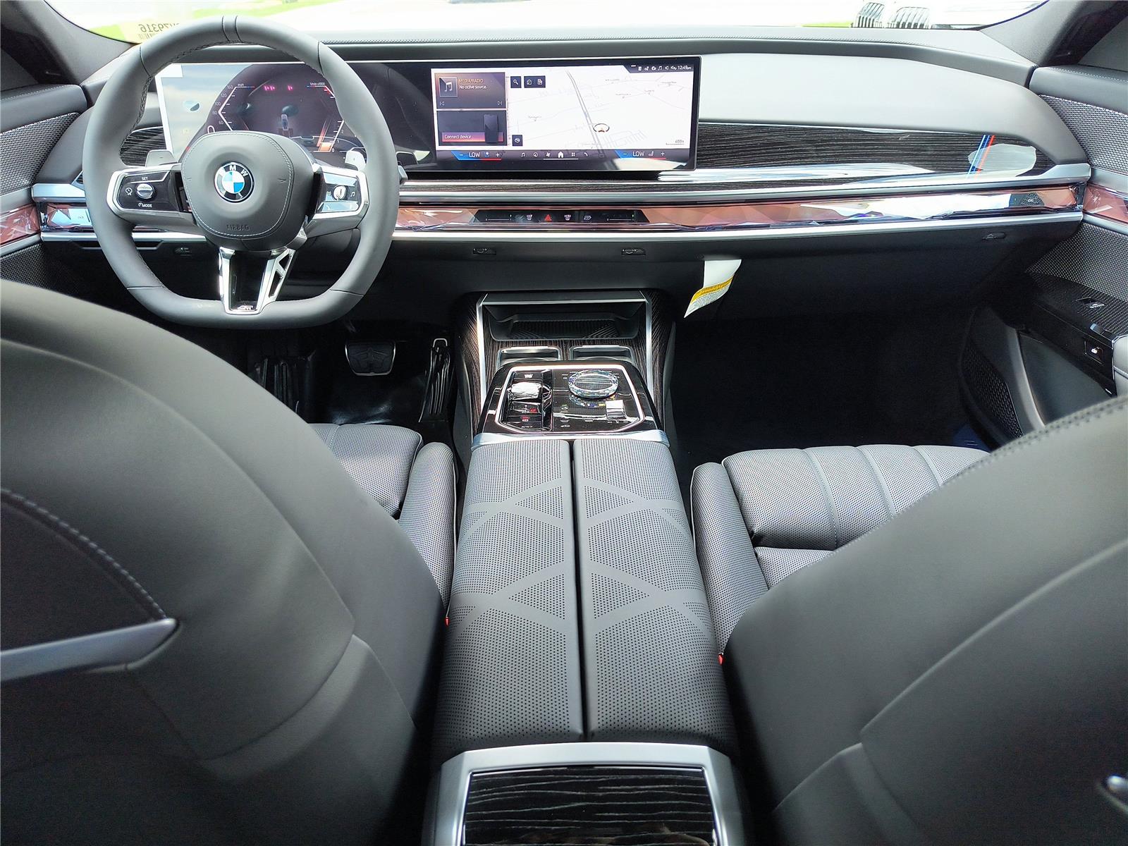 2025 Bmw 740i photo 9