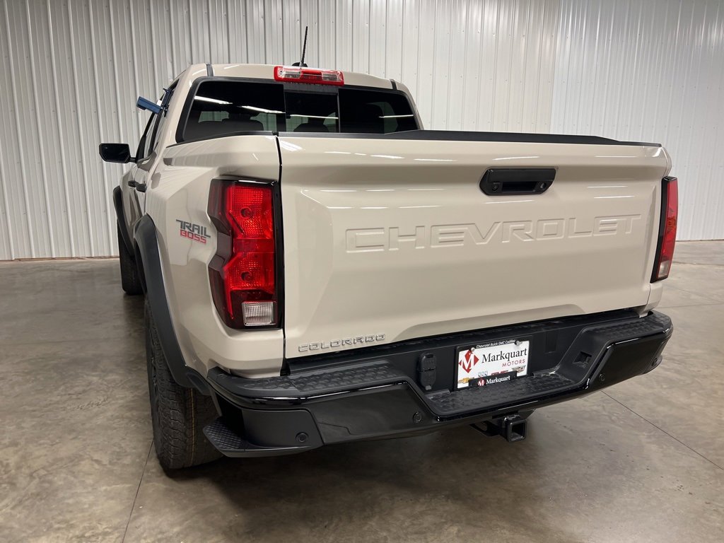 2026 Chevrolet Colorado Trail Boss photo 4