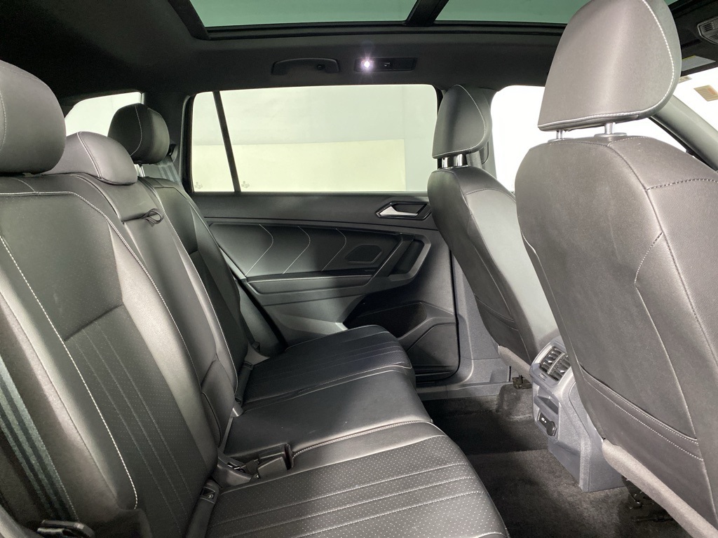 2023 Volkswagen Tiguan SE R-Line Black photo 22