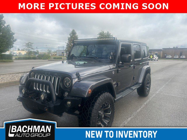 2016 Jeep Wrangler Unlimited Sahara photo 3