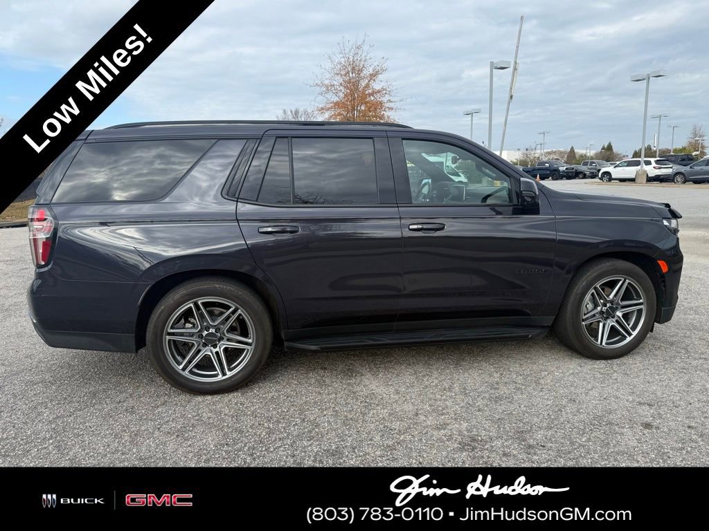 2022 Chevrolet Tahoe RST photo 2