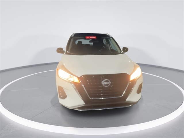 2023 Nissan Kicks SV photo 3