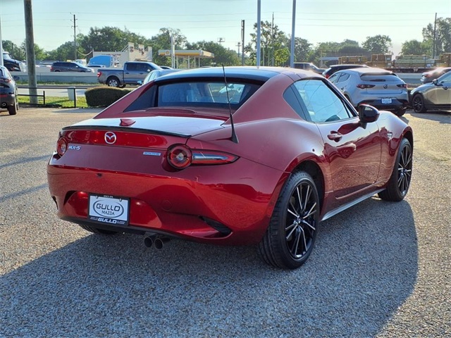 2025 Mazda MX-5 Miata Miata RF Grand Touring photo 2