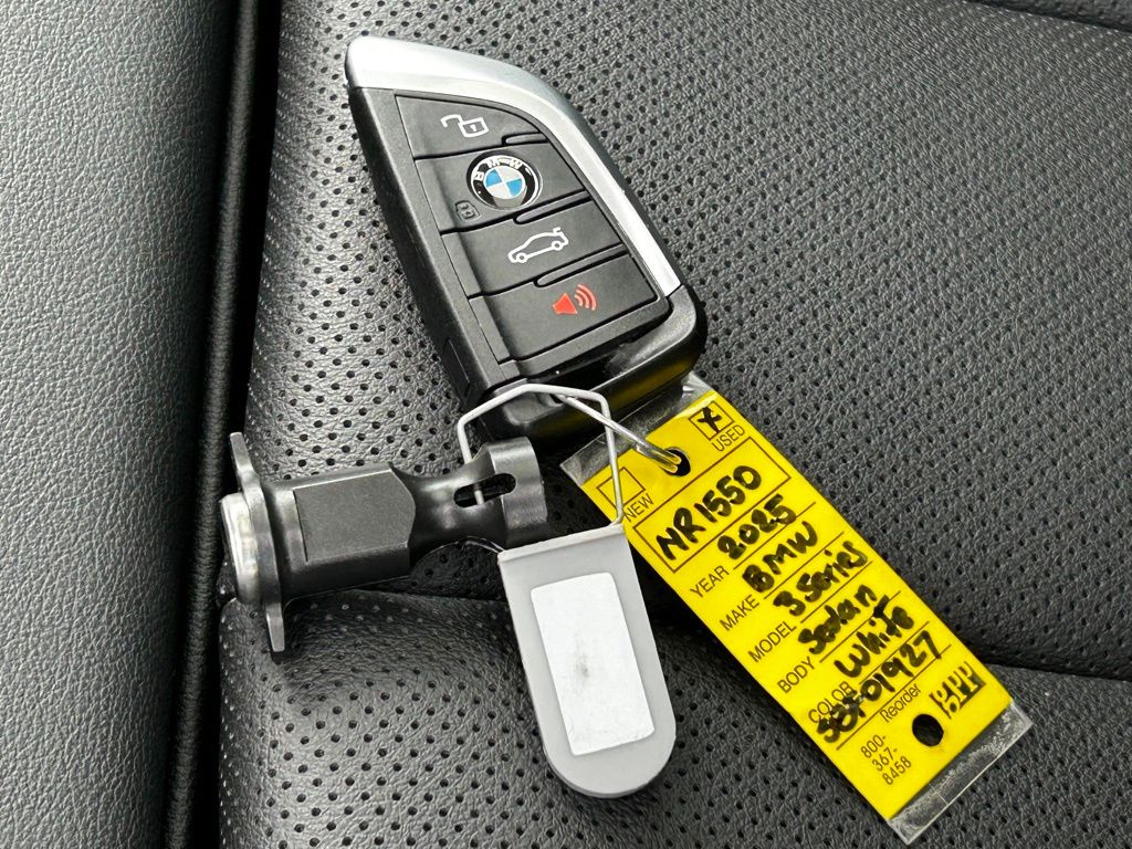 2025 Bmw 330i photo 43