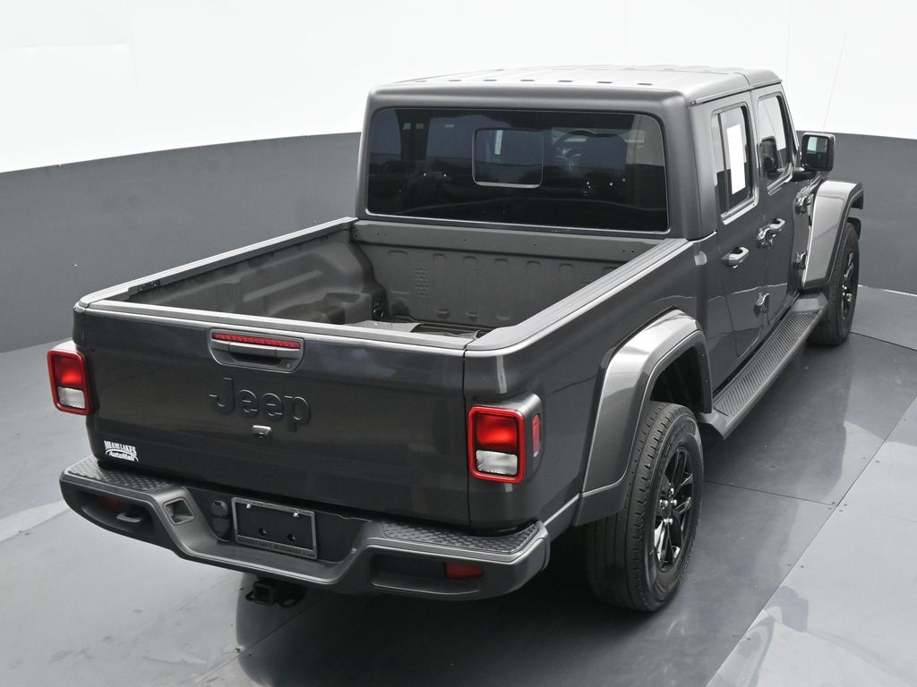 2023 Jeep Gladiator Sport photo 40