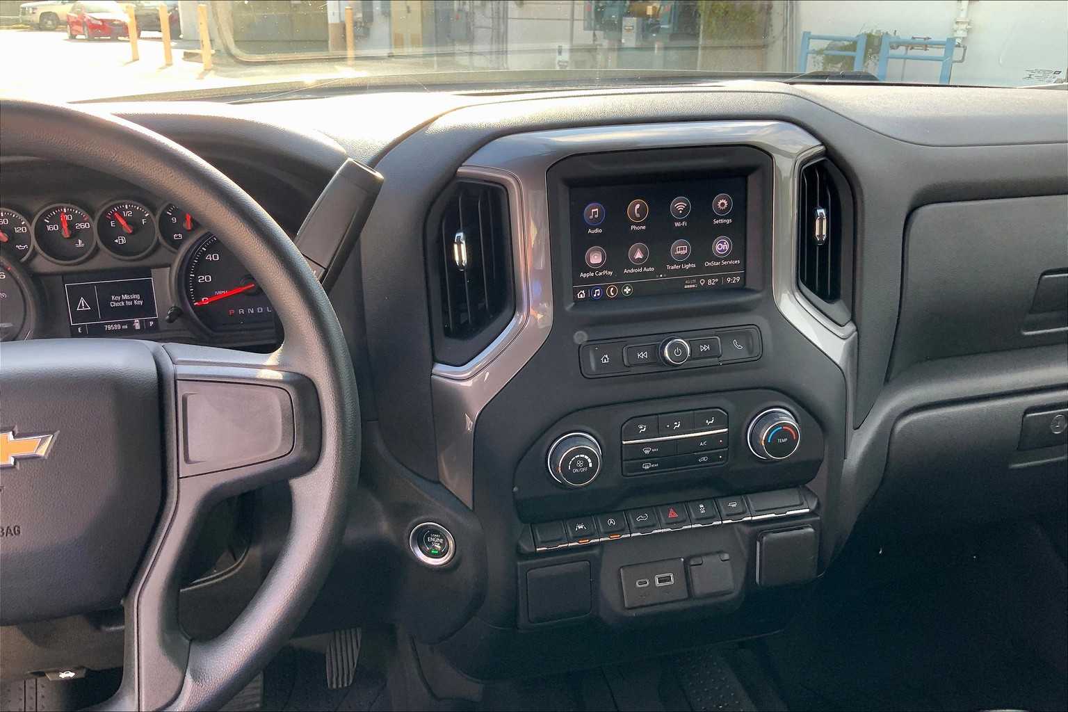 2023 Chevrolet Silverado 1500 Custom photo 6