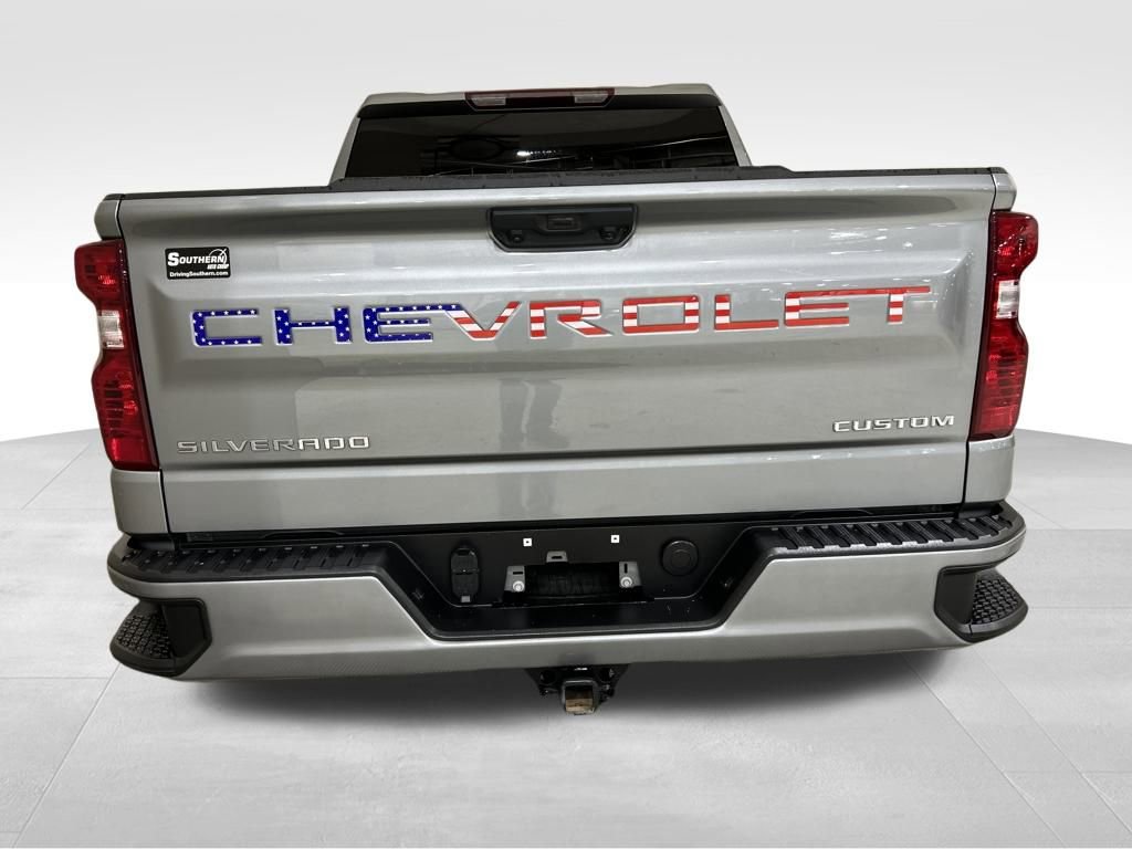 2024 Chevrolet Silverado 1500 Custom photo 7