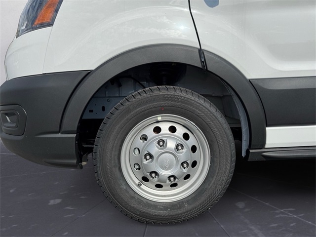 2025 Ford Transit Cargo Van photo 4