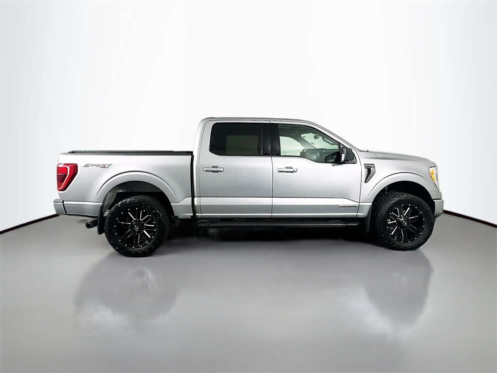 2021 Ford F-150 XLT photo 8
