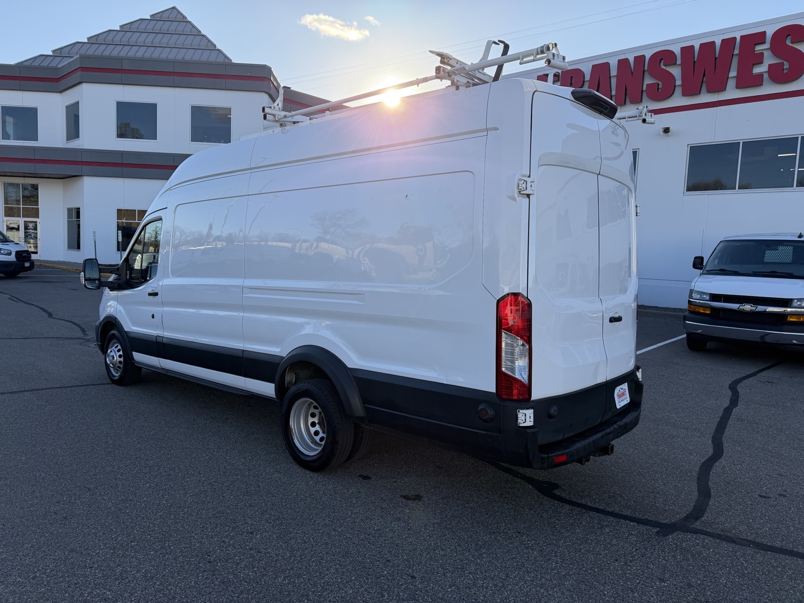 2020 Ford Transit photo 3