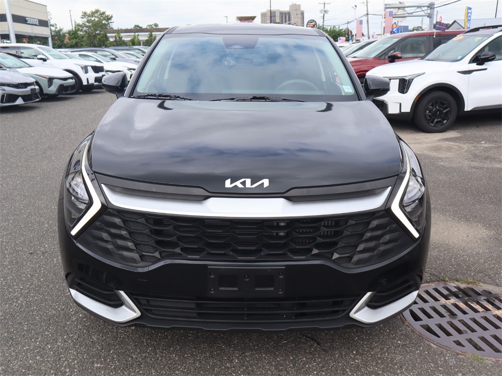 2023 Kia Sportage Hybrid LX photo 2