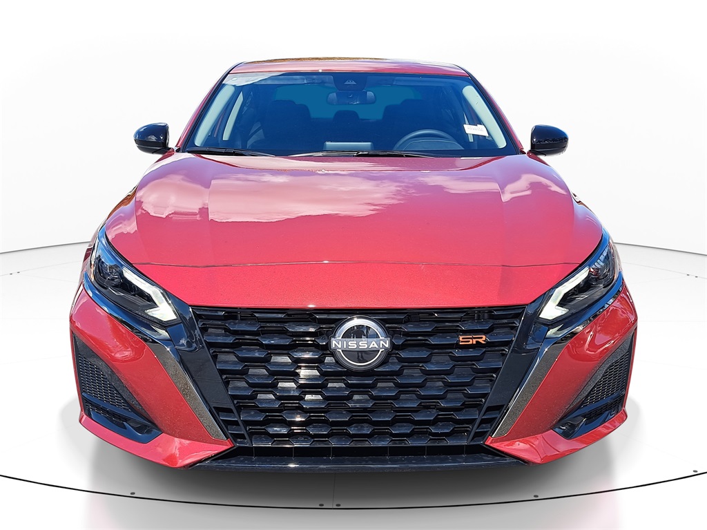 2025 Nissan Altima 2.5 SR photo 3