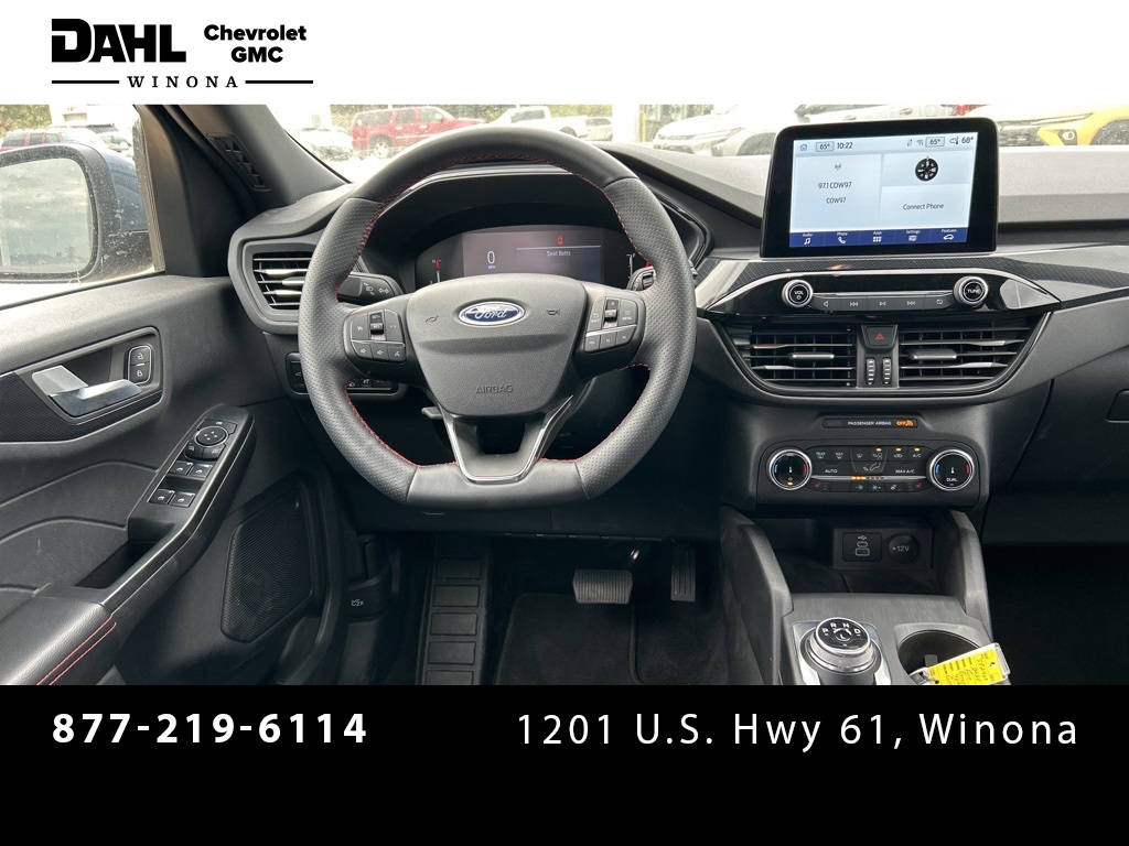 2025 Ford Escape ST-Line Select photo 18
