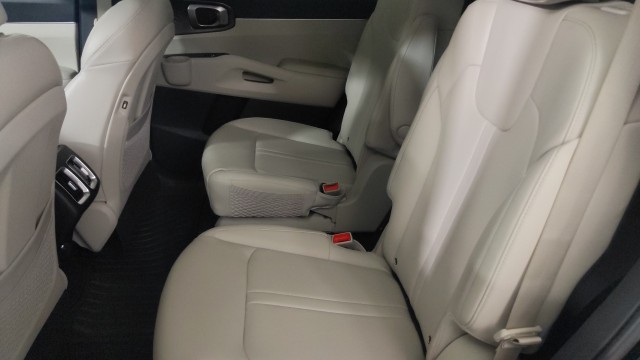 Used 2023 Aurora Black Kia EX image 27