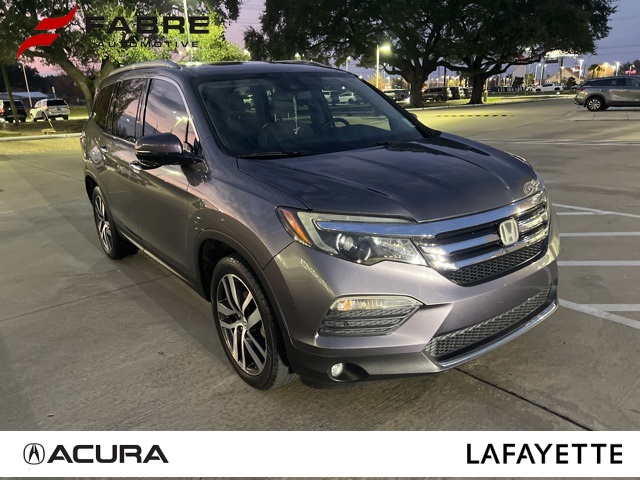 2016 Honda Pilot Touring's photo