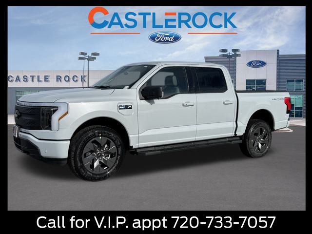 2025 Ford F-150 Lightning Flash's photo