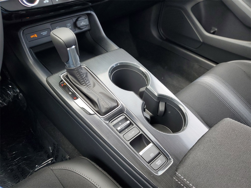 2025 Honda Civic Sport photo 22