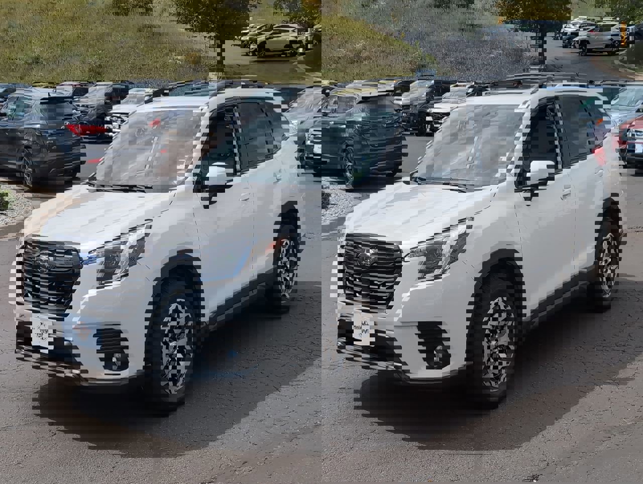 2022 Subaru Forester Premium photo 3