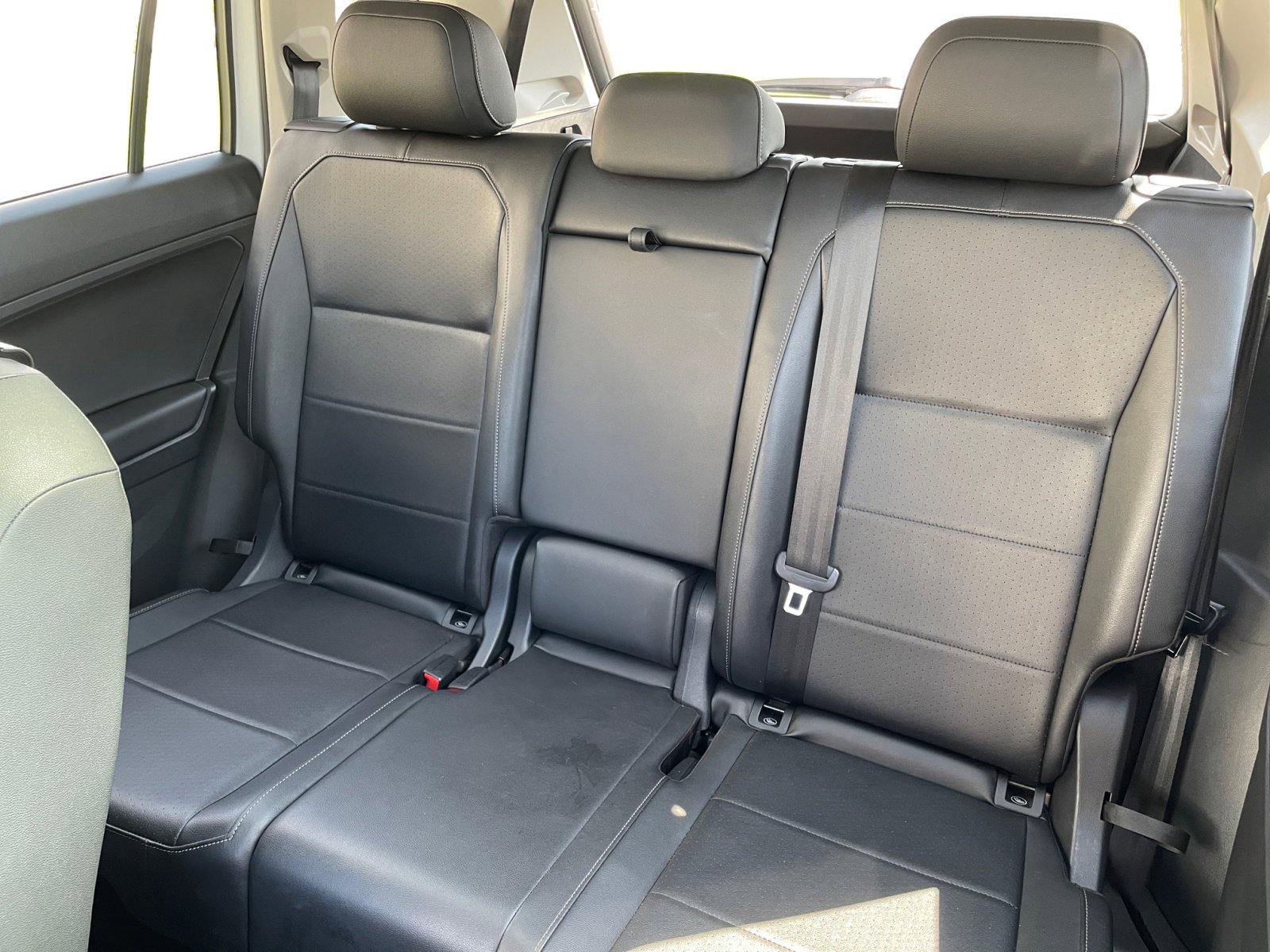 2020 Volkswagen Tiguan SE photo 15