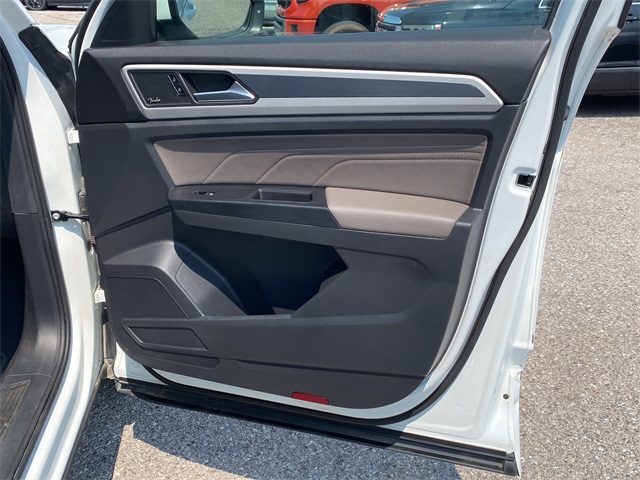 2021 Volkswagen Atlas V6 SEL Premium R-Line photo 11