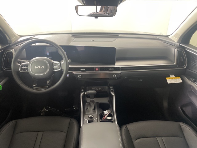 2025 Kia Sorento S photo 33