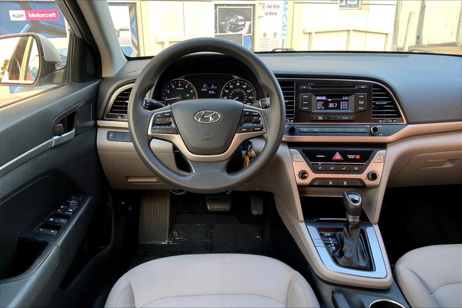 2018 Hyundai Elantra SE photo 5