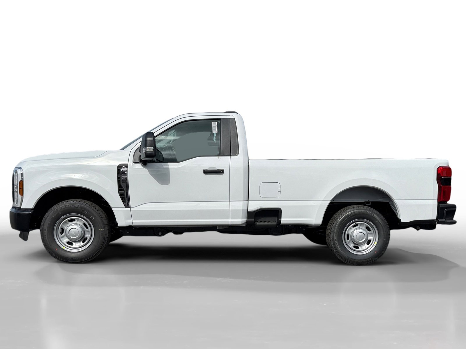 2025 Ford F-250 XL photo 2