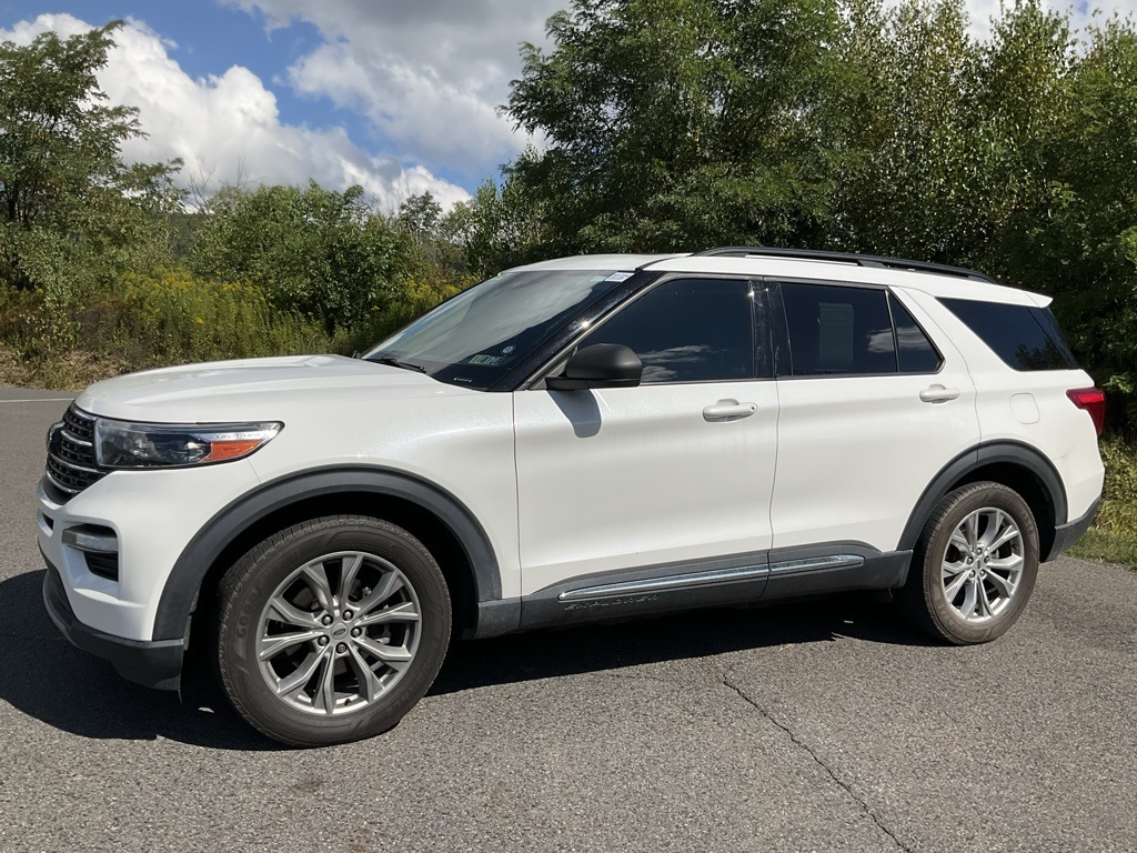 2020 Ford Explorer XLT photo 22