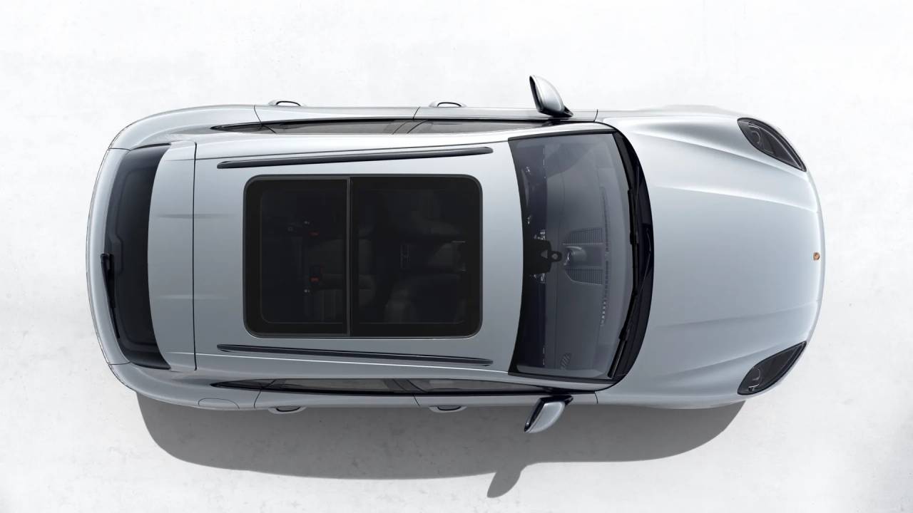 2026 Porsche Macan T photo 5