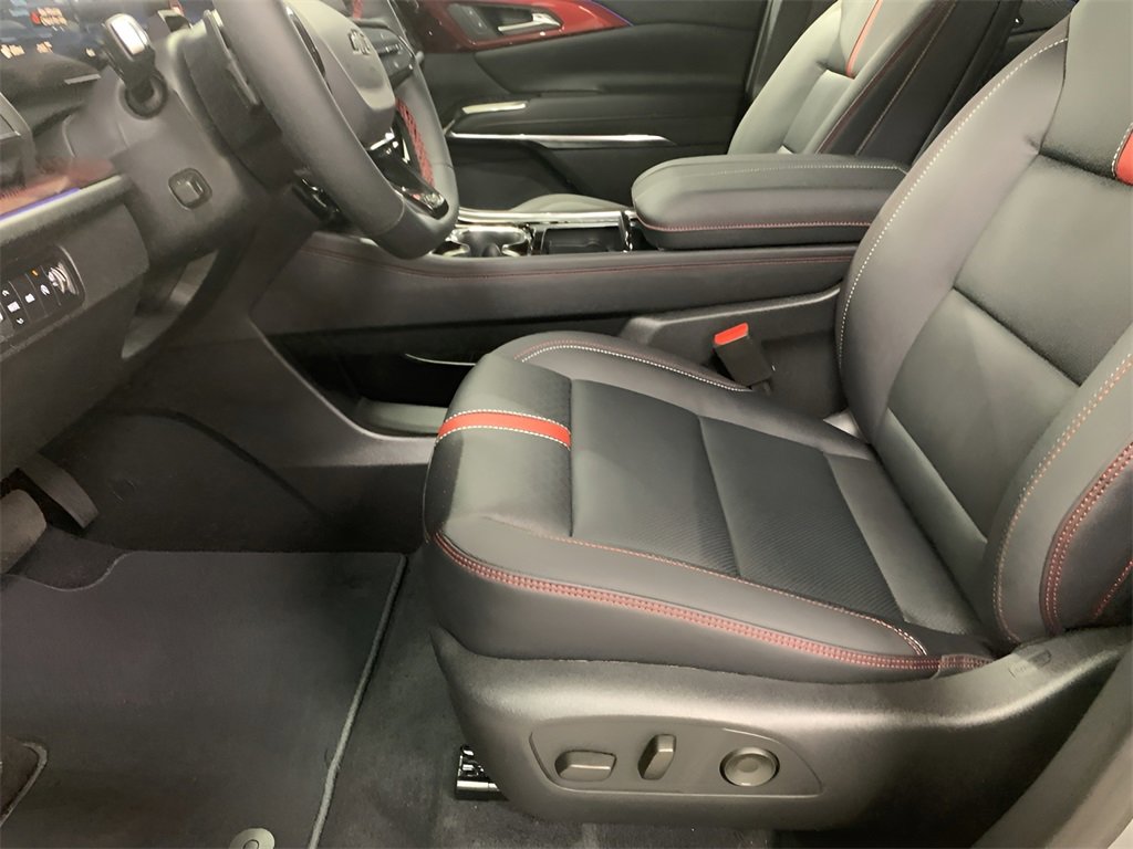 2026 Chevrolet Traverse RS photo 23