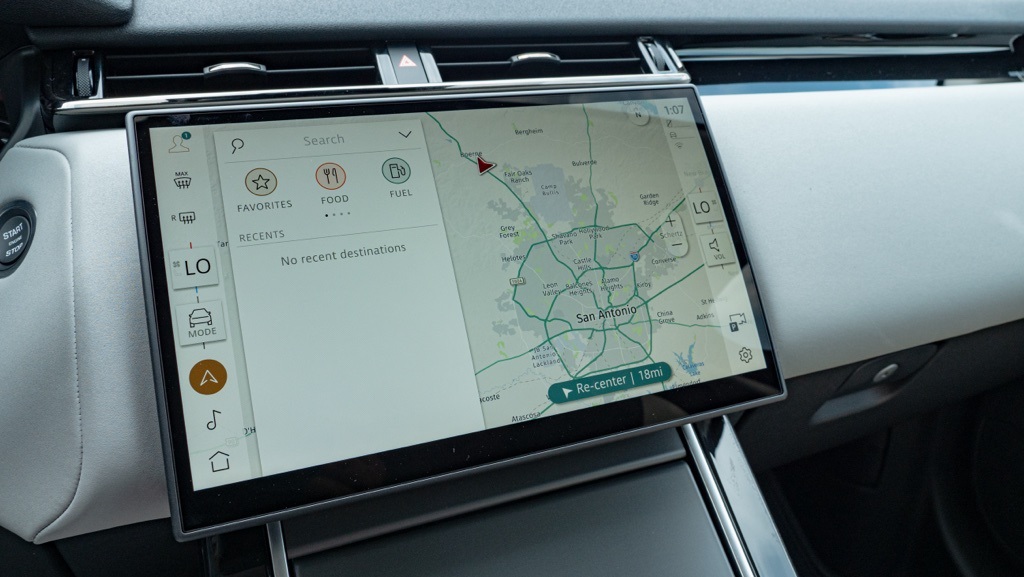 2025 Land Rover Range Rover Velar SE photo 39