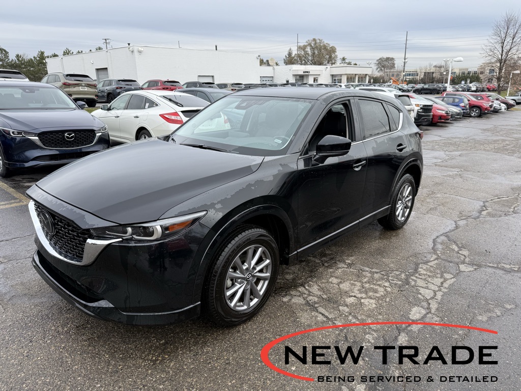 2024 Mazda CX-5 S Select Package's photo