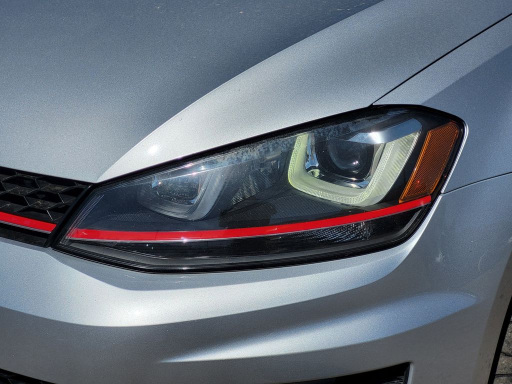 2017 Volkswagen Golf GTI S photo 8