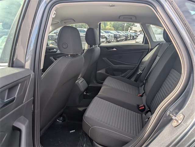 2025 Volkswagen Jetta 1.5T S photo 8