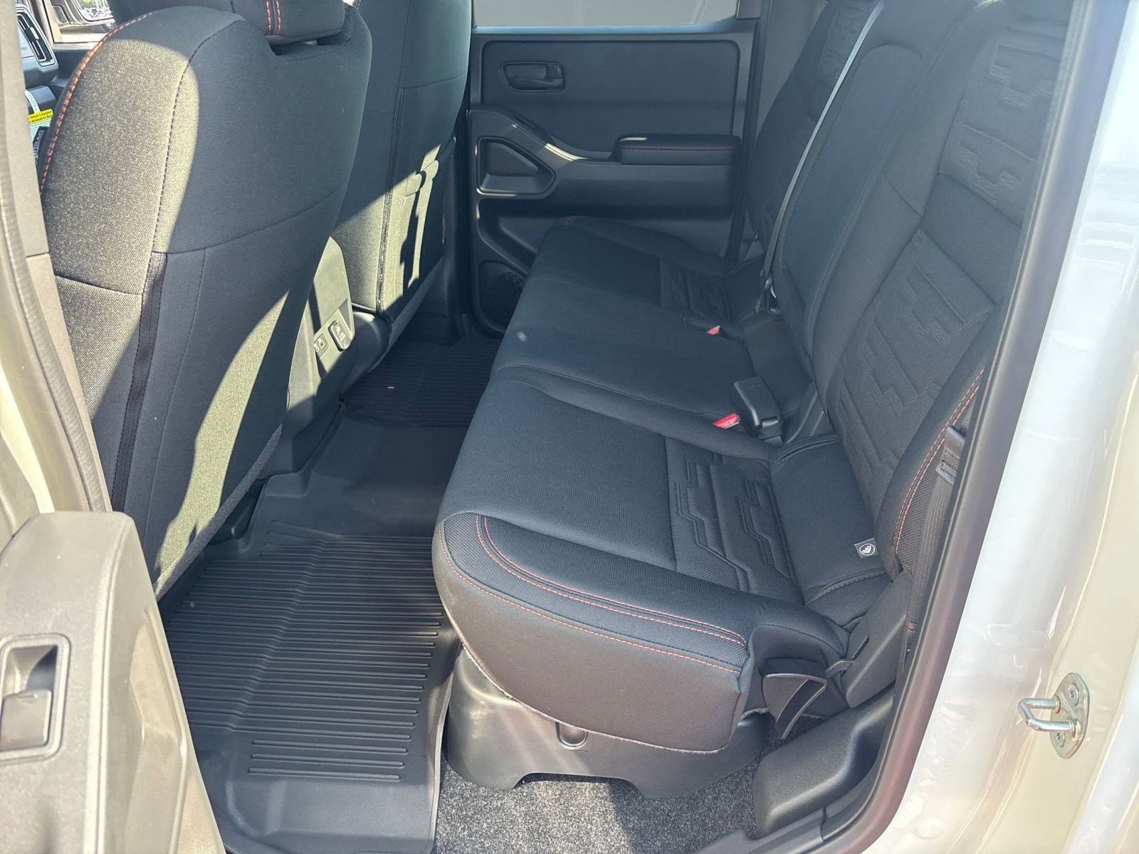 2026 Nissan Frontier Crew Cab PRO-X photo 15