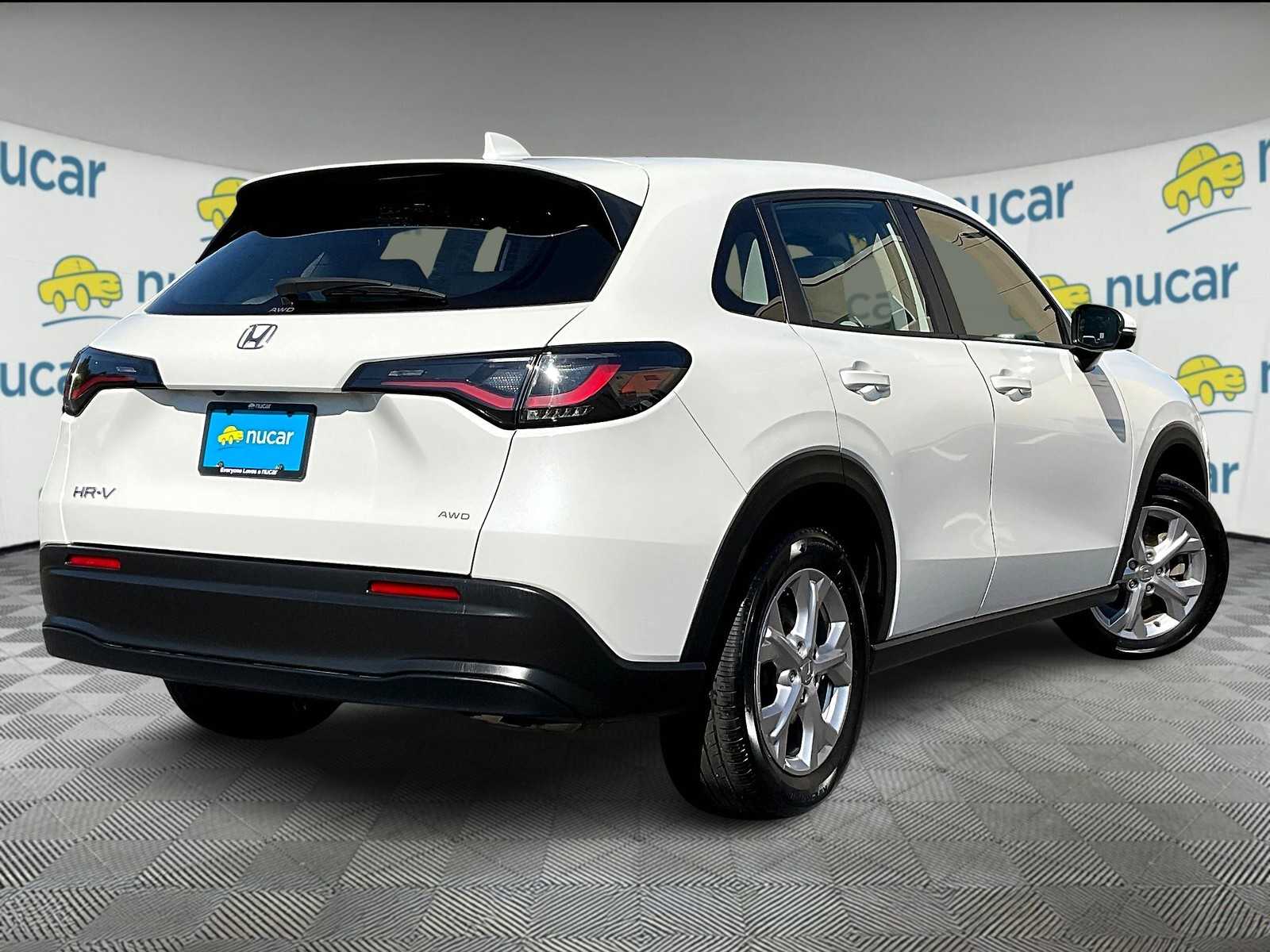 2023 Honda HR-V LX photo 5