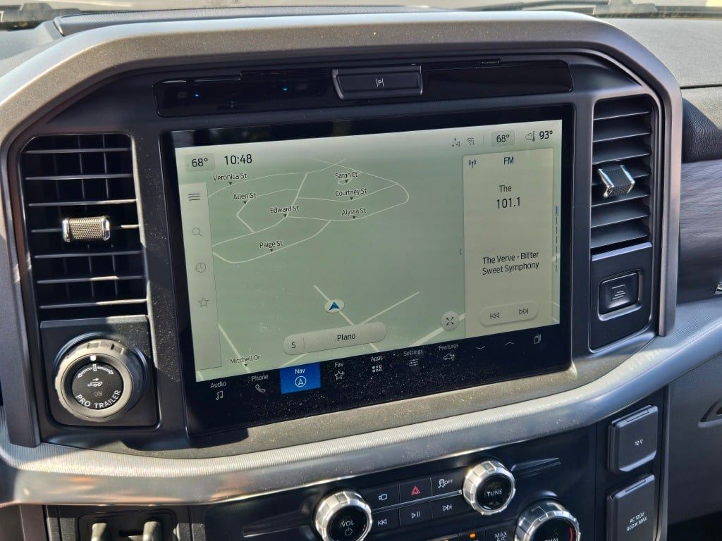 2025 Ford F-150 Lariat photo 22