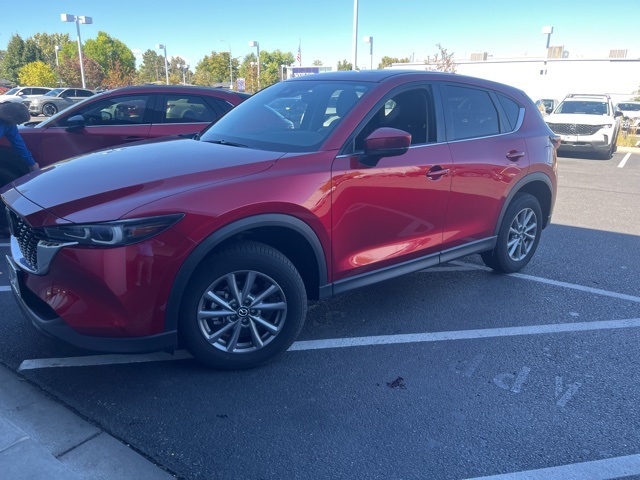 2023 Mazda CX-5 2.5 S Preferred photo 2