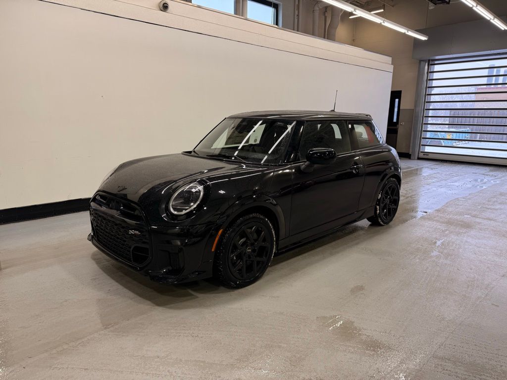 2026 MINI Hardtop 2 Door S's photo