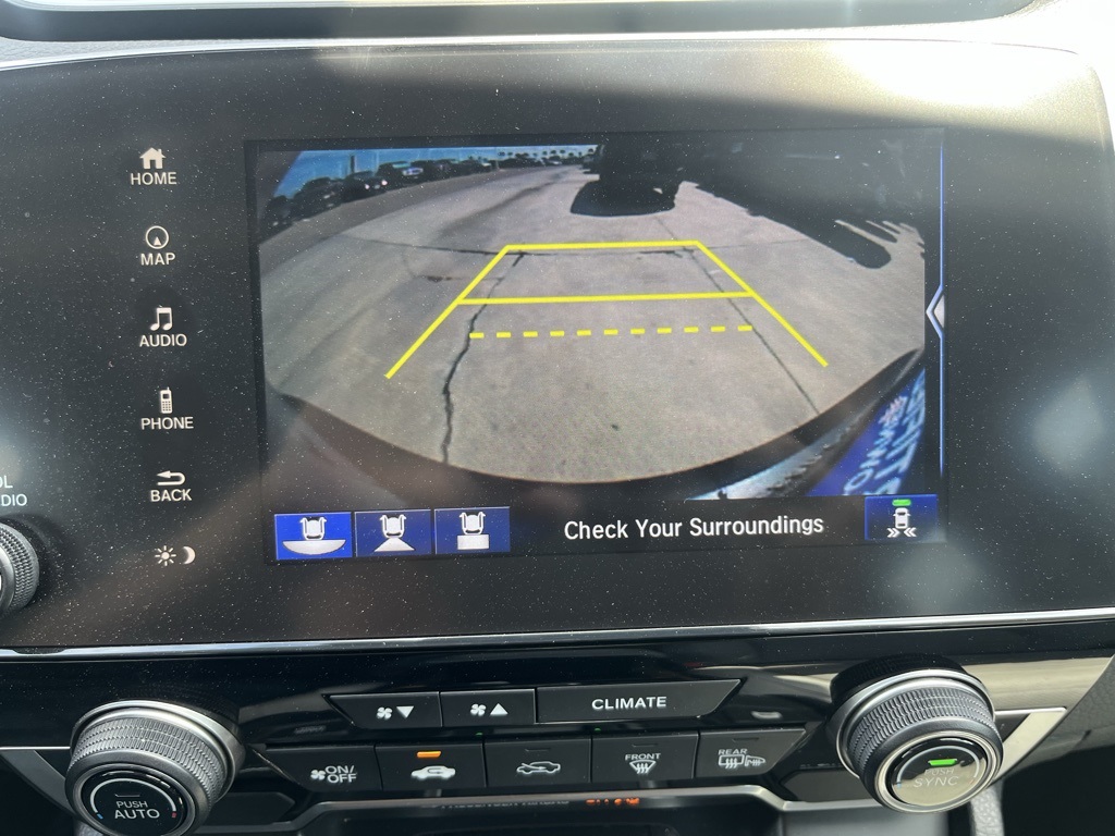 2022 Honda CR-V Hybrid Touring photo 11