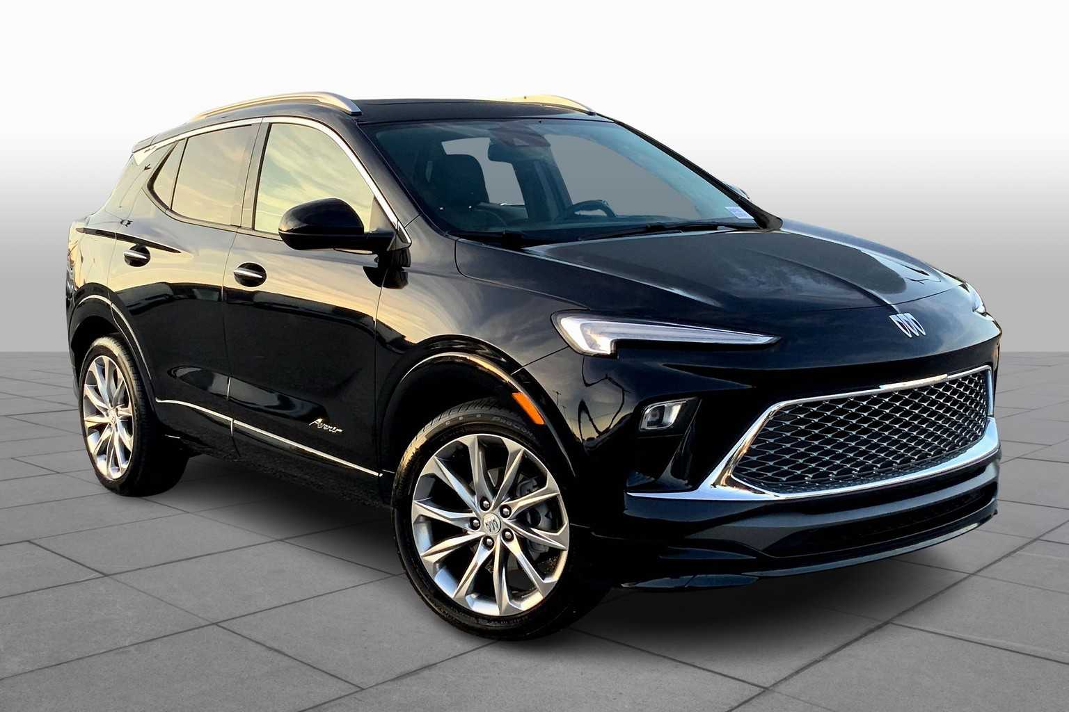 2024 Buick Encore GX Avenir photo 3