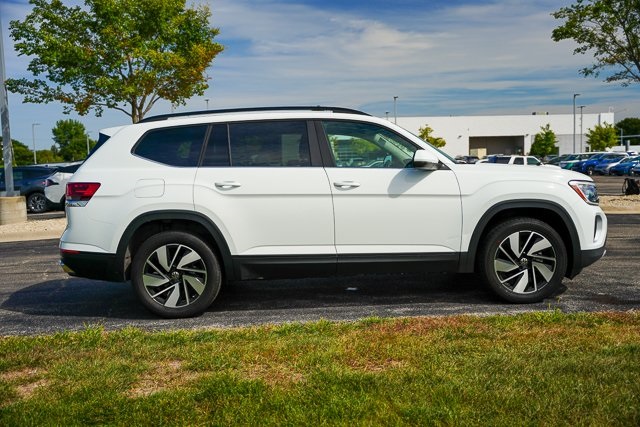 2024 Volkswagen Atlas SE Technology photo 42