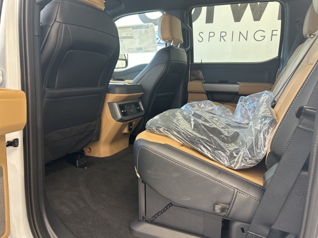 2025 Ford F-350 Lariat photo 41