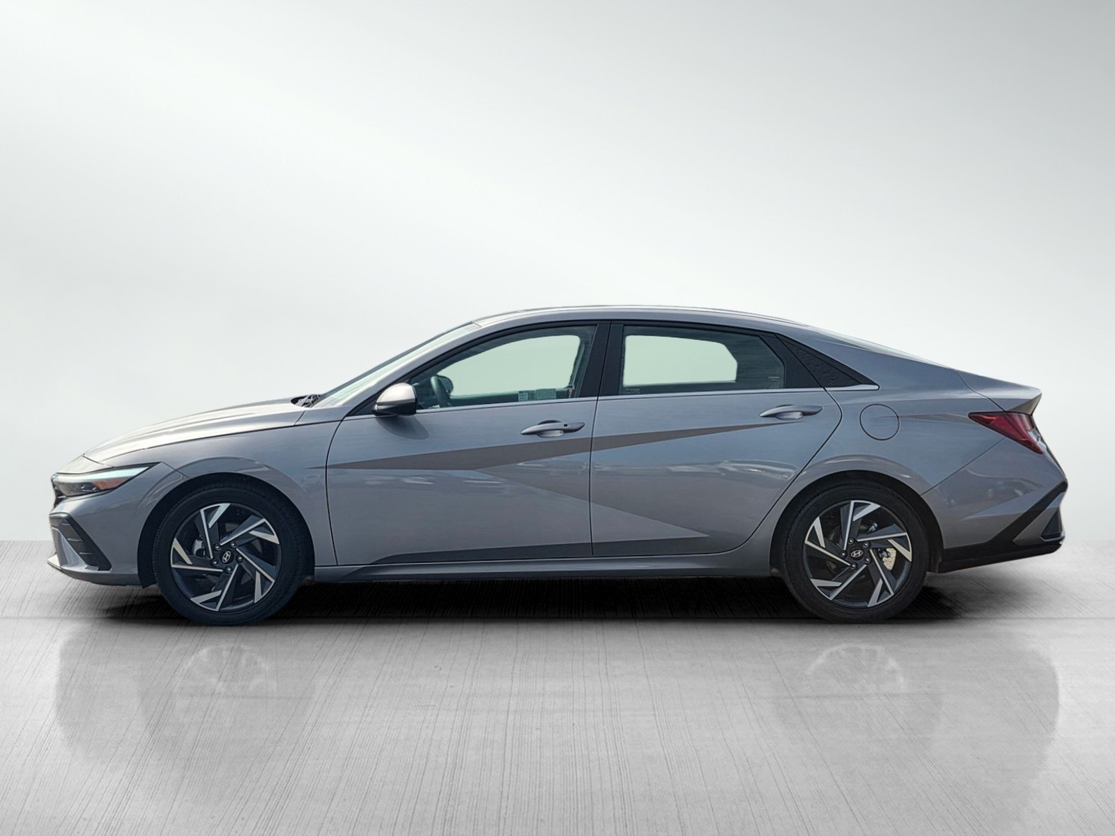 2025 Hyundai Elantra SEL Convenience photo 4