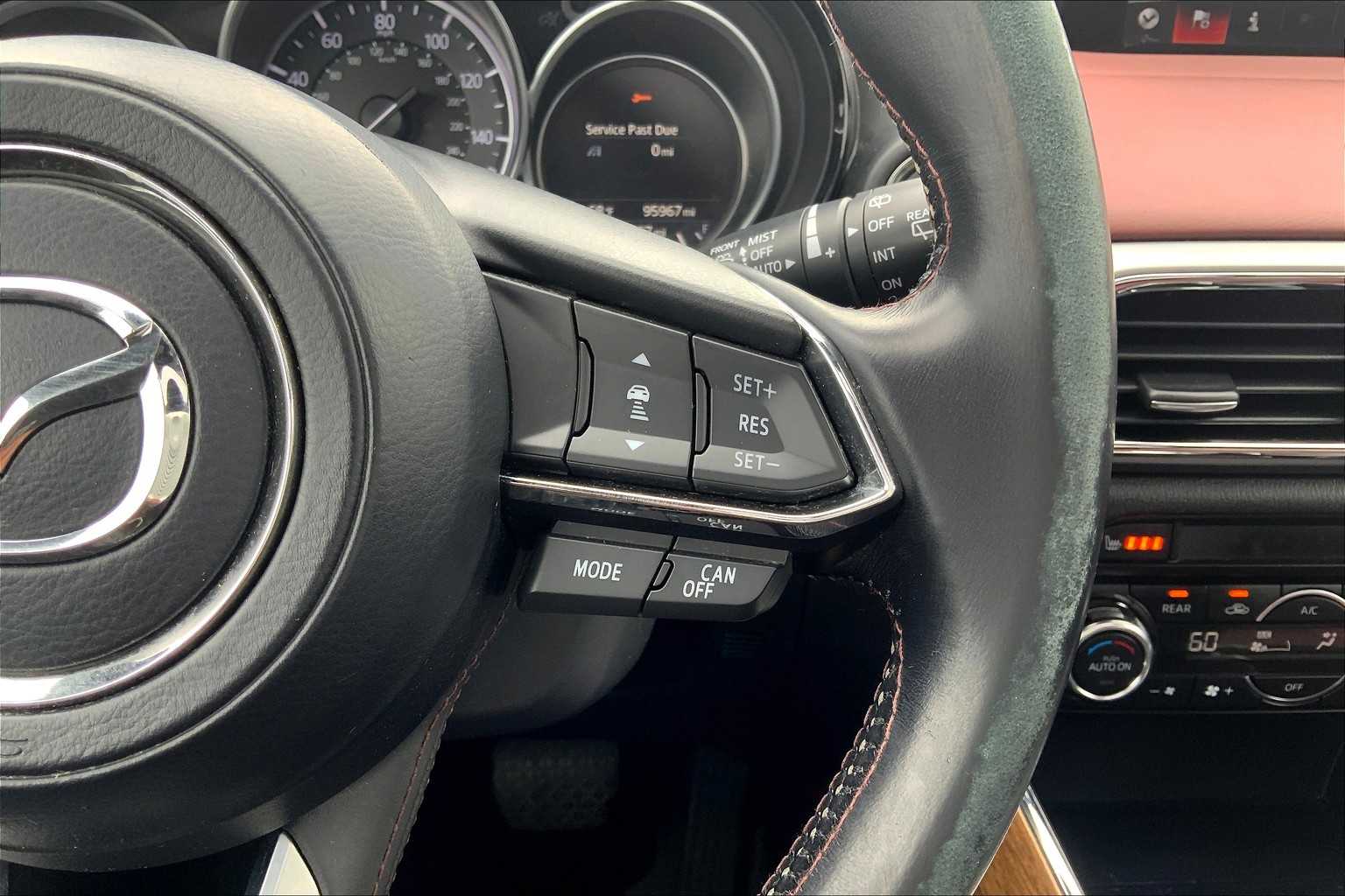 2016 Mazda CX-9 Signature photo 24