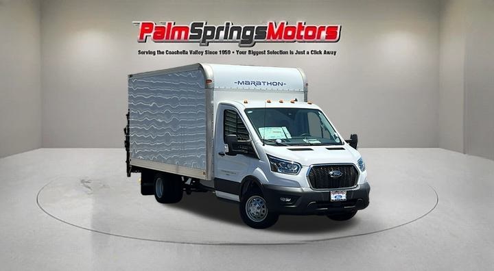 2023 Ford Transit Cutaway Base's photo