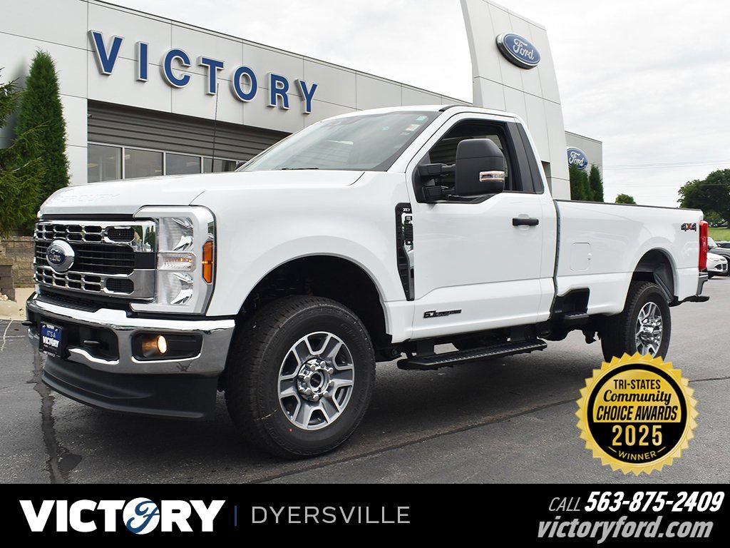 2025 Ford F-350 Super Duty XLT's photo