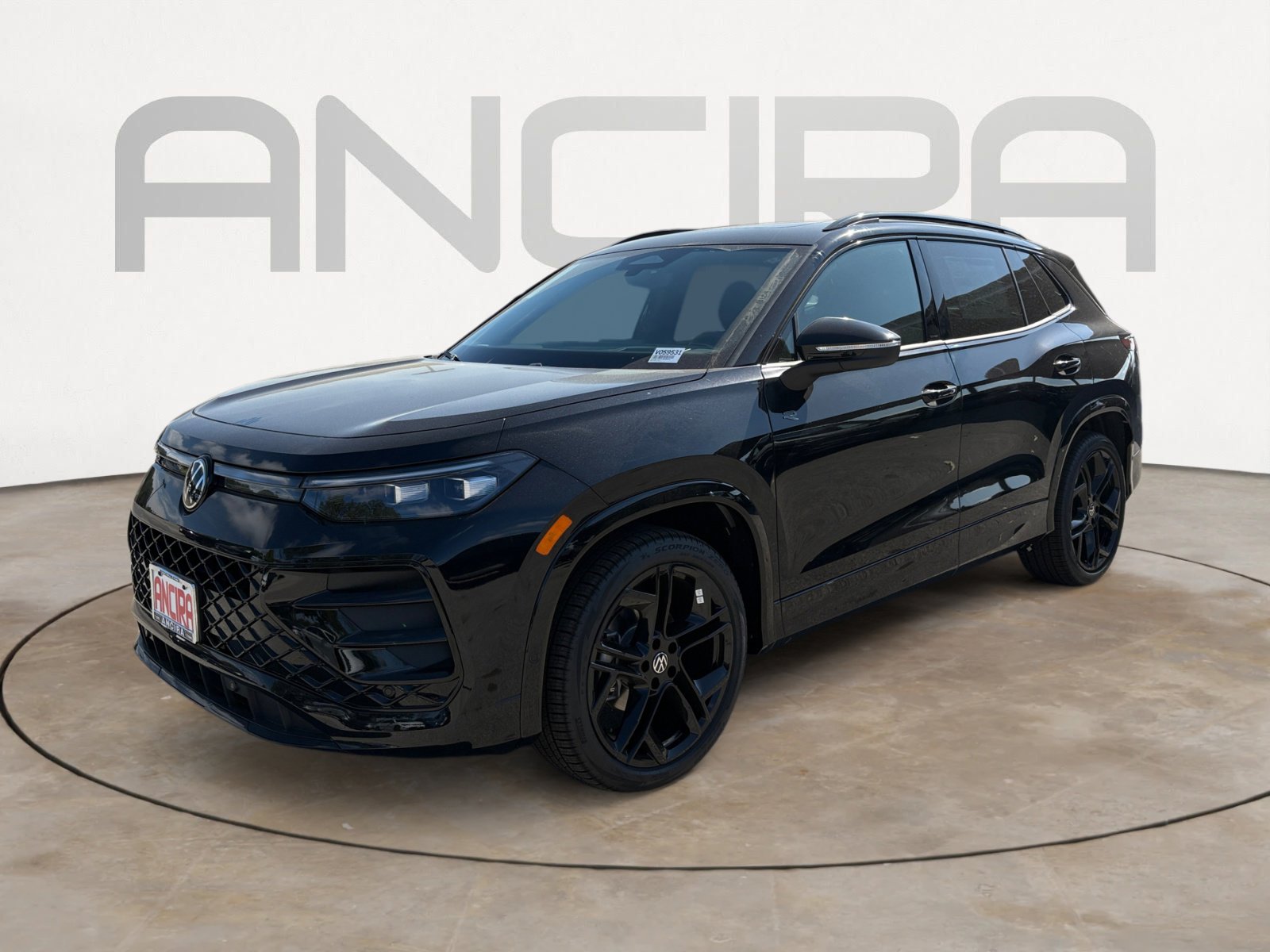 2025 Volkswagen Tiguan SE R-Line Black photo 4