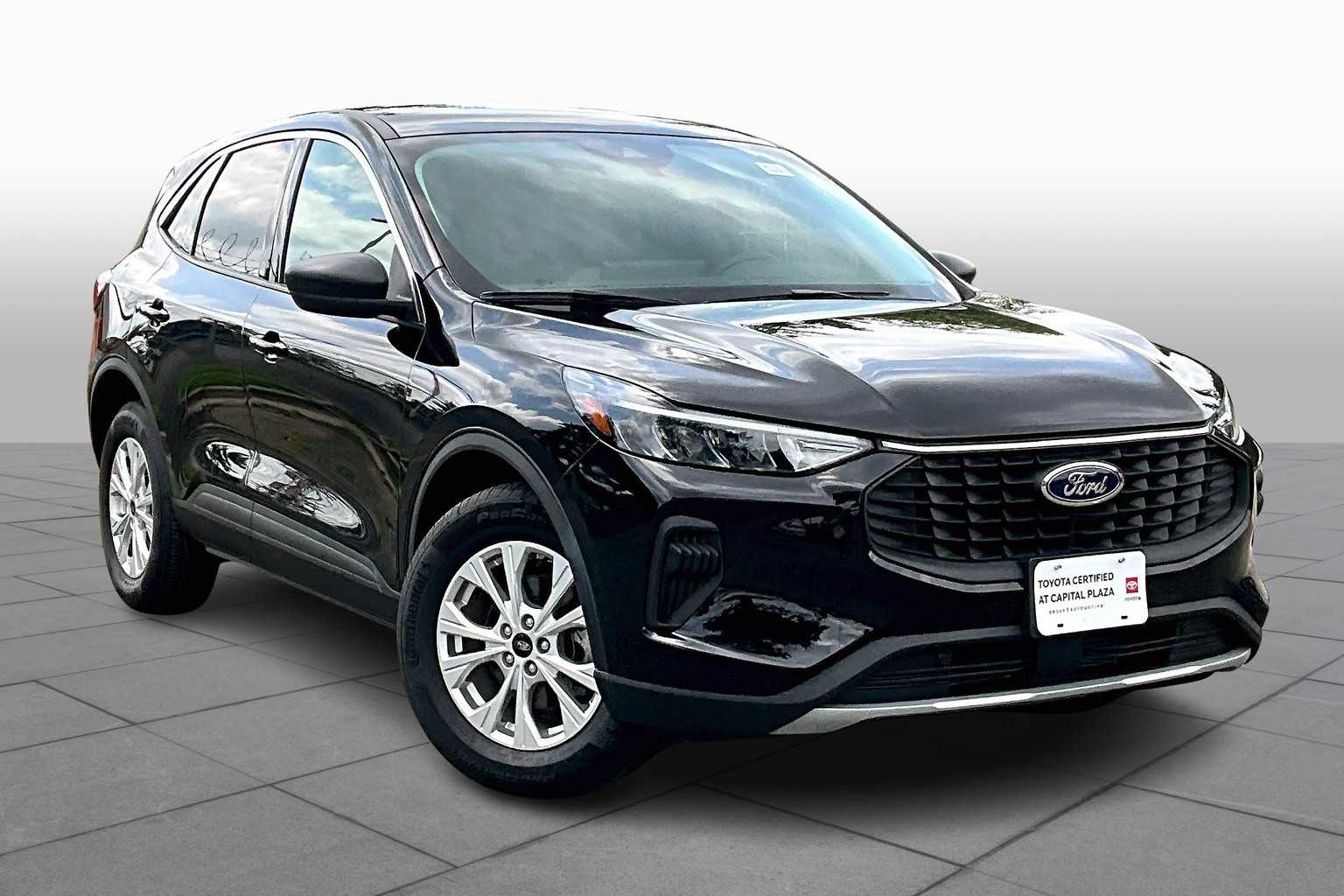 2023 Ford Escape Active photo 2